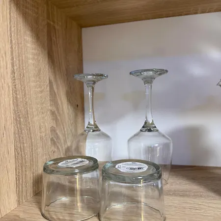 Blloku Balcony Fast Wi-fi טיראנה