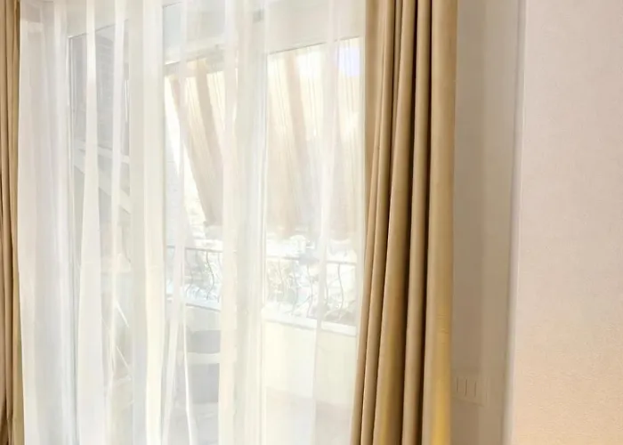 Blloku Balcony Fast Wi-fi * טיראנה