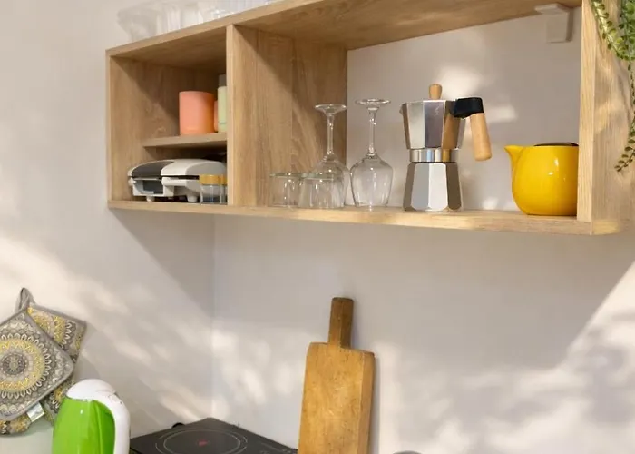 Blloku Balcony Fast Wi-fi Tirana