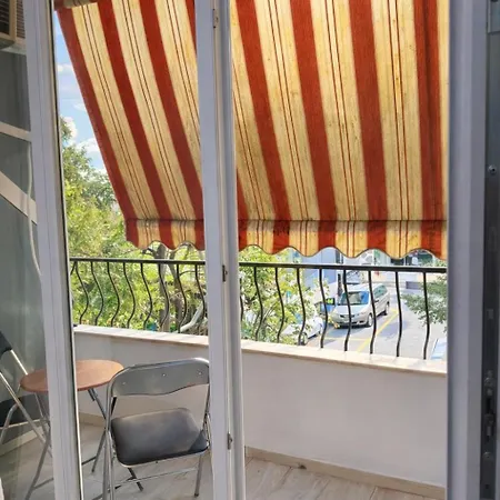 Blloku Balcony Fast Wi-fi Apartament Tirana